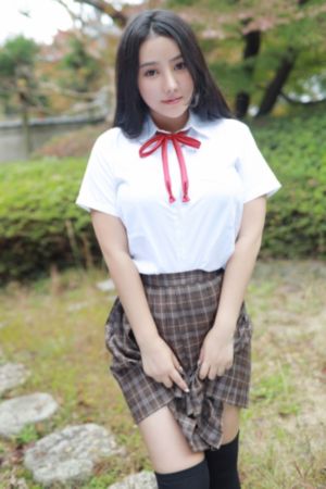 少妇菊蕾又紧又湿又深又丰满_720日本电影免费