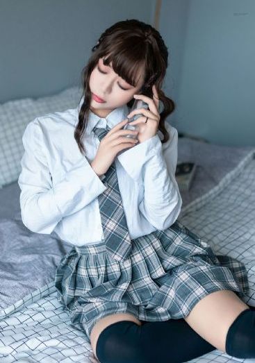 男人被触手Ⅹ下面动漫_DVD免费高清观看