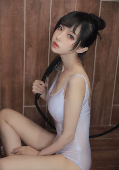 亚洲午夜精品日本_中英字幕1080