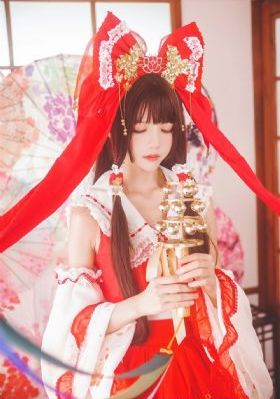 被强H肉版还珠格格_720在线观看高清