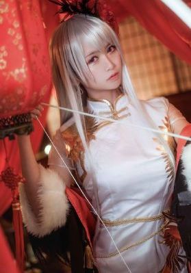 女长辈玩弄我的小泬文章_4K高清视频观看