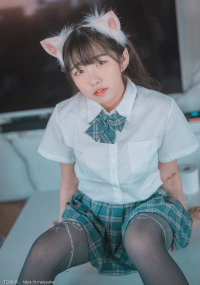 制服丝袜美腿一区AV_4K免费观看视频